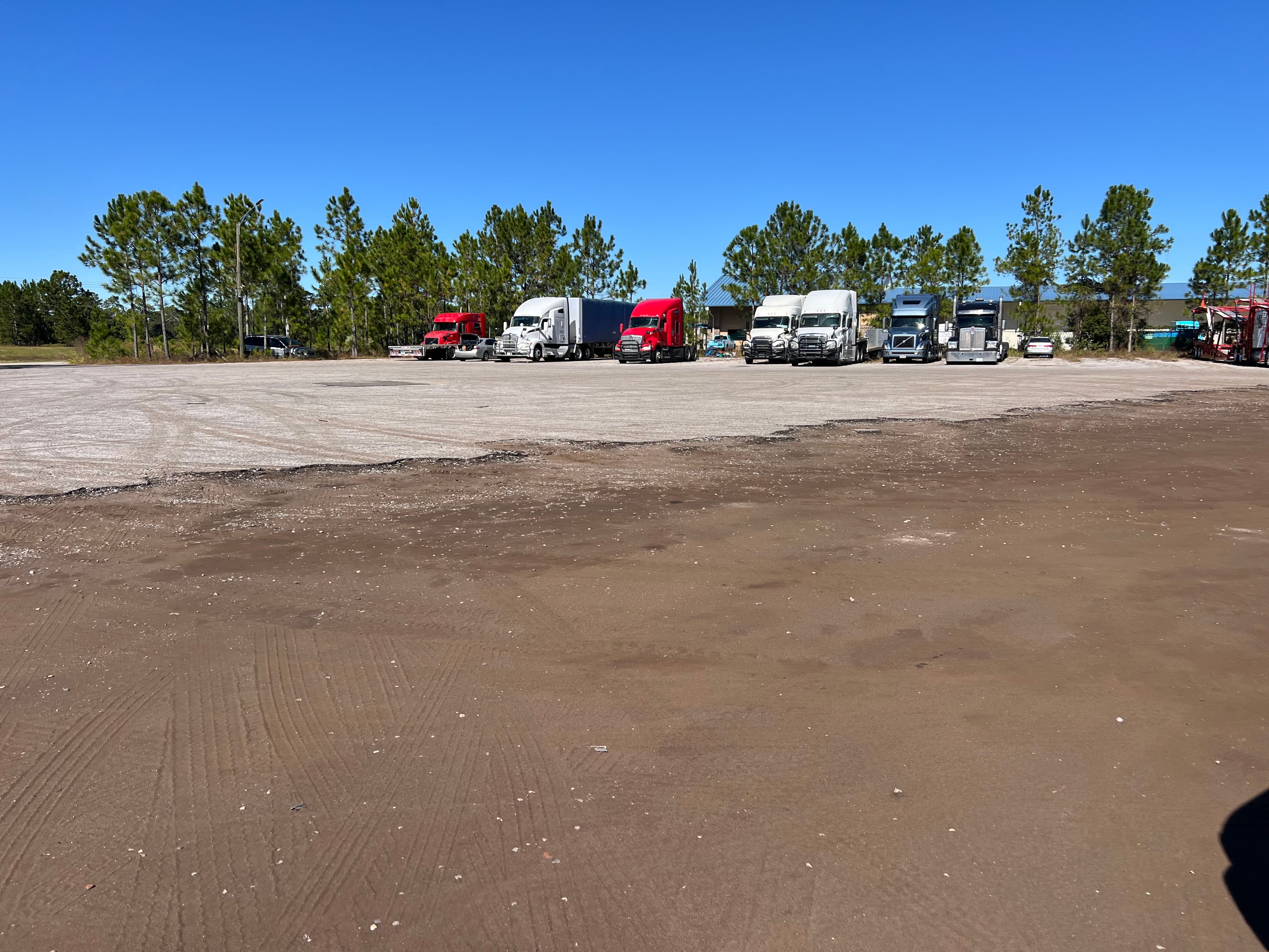 Baldwin Truck Parking Facility - Panoramic view of secure parking lot